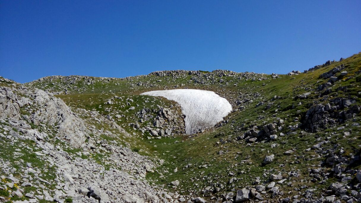 Lo stato del nevaio del Pollino in questa estate 2015