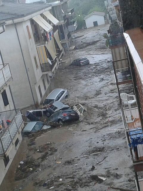 GRAVISSIME INONDAZIONI TRA ROSSANO E CORIGLIANO