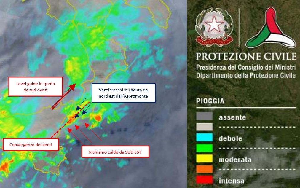 Temporale autorigenerante a largo di Reggio Calabria città!