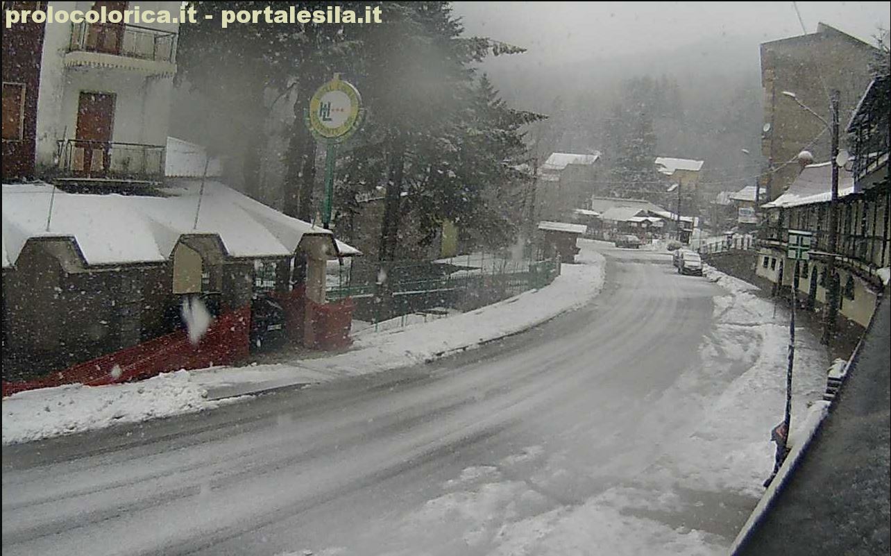 Maltempo diffuso: riprende a nevicare sui monti della Calabria