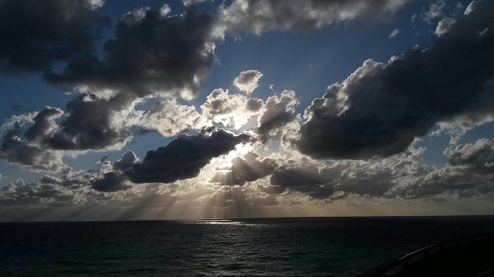 Meteo di giovedì e venerdì: spiccata variabilità in particolare sui settori tirrenici