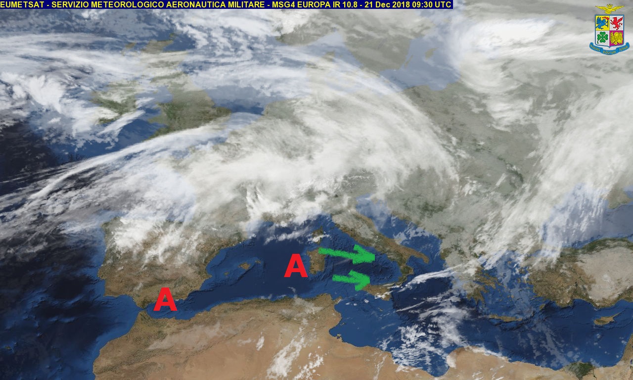 Verso Natale con nubi sparse sulle aree tirreniche e temperature tendenti al rialzo.