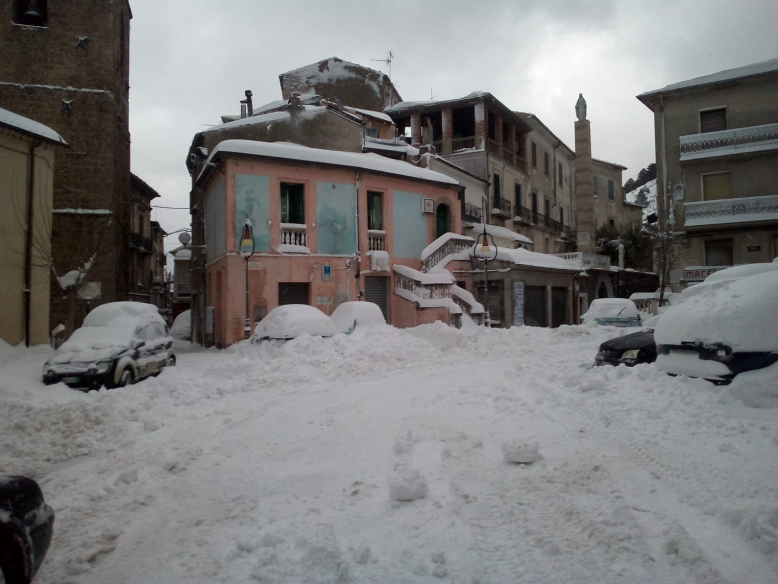 neve in sila localmente copiosa